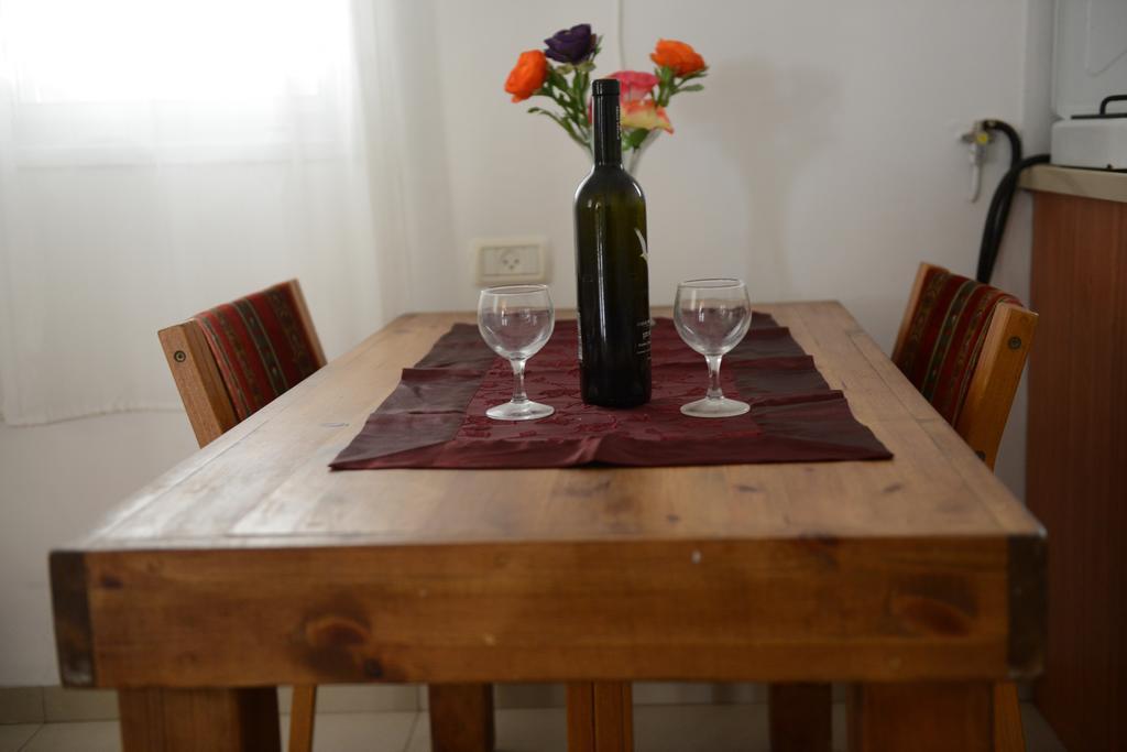 Lea'S - Spirit Of The Galilee Villa Migdal Room photo
